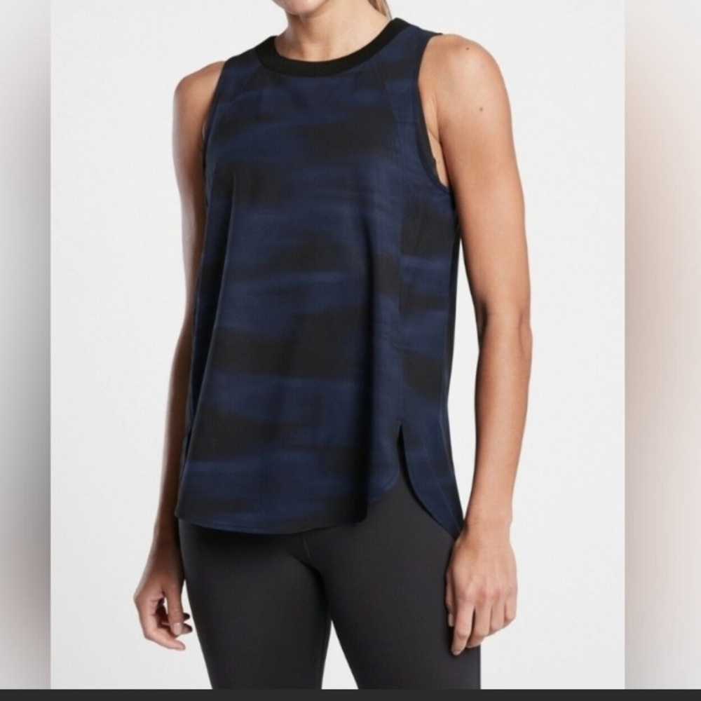 Athleta Zephyr tank top black and blue
